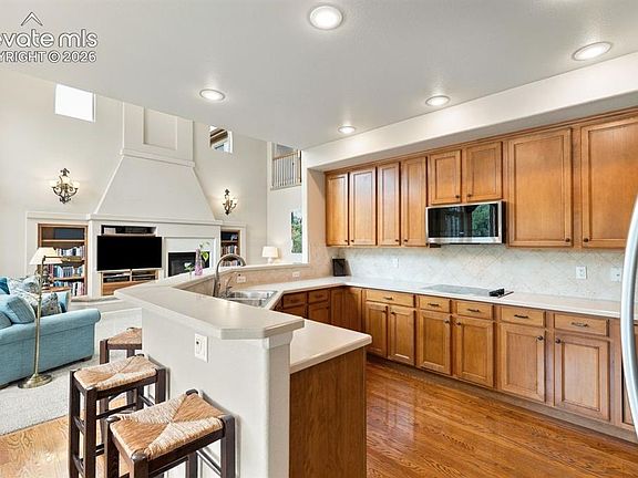 2nd image of 2058 Paradise Ridge Ct