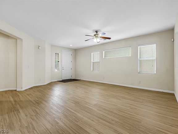 5th image of 202 Augusta Course Ave