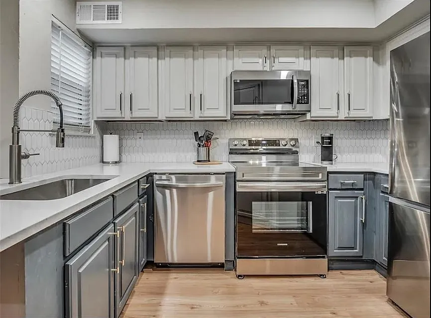 25 Oak Knoll Est #A