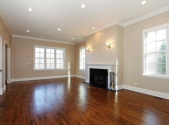 2nd image of 39 Woodside Dr