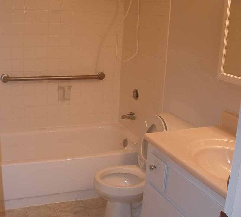 2nd image of 133 SW Normandy Rd APT 21