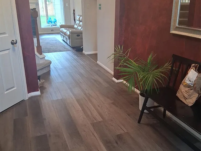 7915 Wolfield Ln — Photo 6