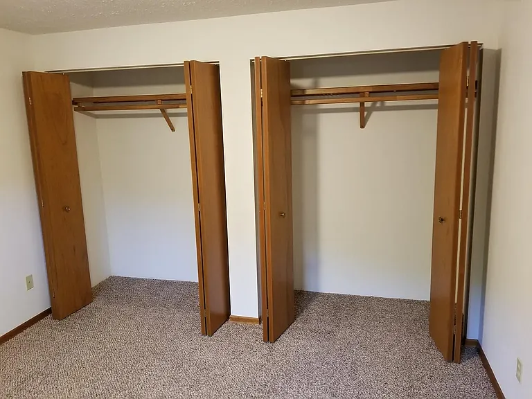 1630 E South Riverton Ave #7 — Photo 11