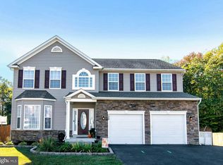 39 Fountain Dr, Stafford, VA 22554