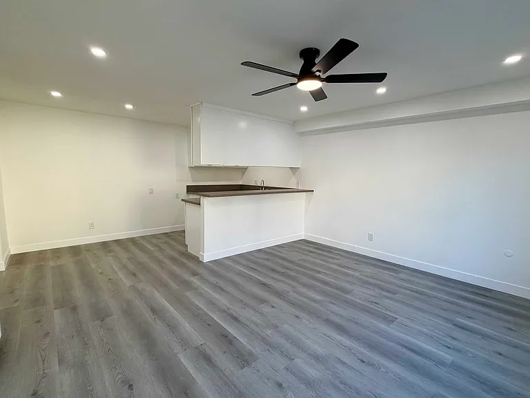 456 S Breed St #102 — Photo 4
