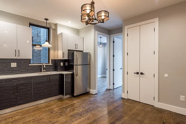 Rented by Nooklyn NYC LLC | media 57