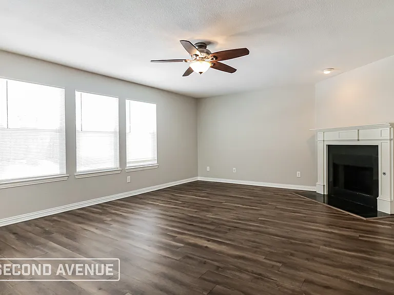 1705 Nighthawk Dr — Photo 5
