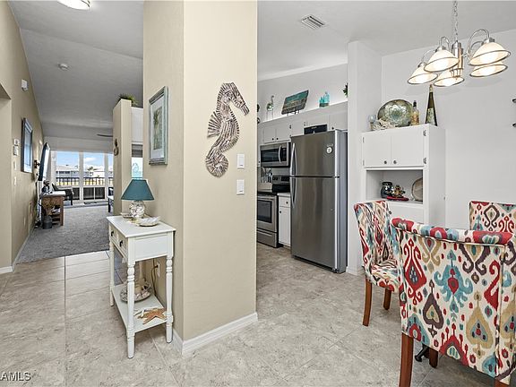 4th image of 12144 SW Egret Cir APT 1007