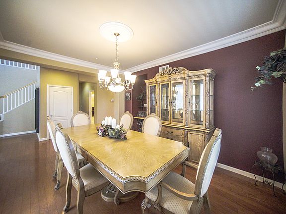 3rd image of 2851 Sandyhills Dr