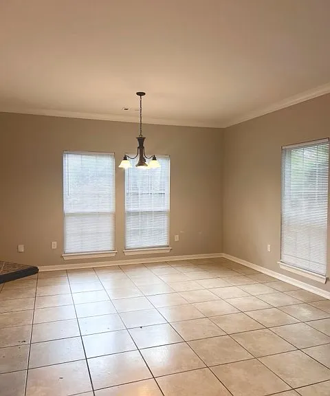 564 S Pierremont Dr #1 — Photo 4