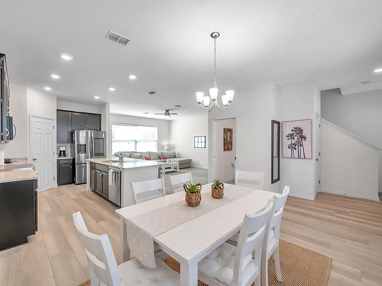 4966 Avalon Park Blvd — Photo 10
