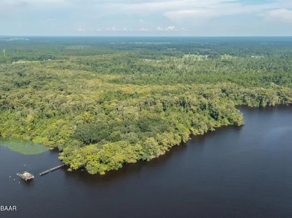 254 Saint Johns Dr, Palatka, FL 32177