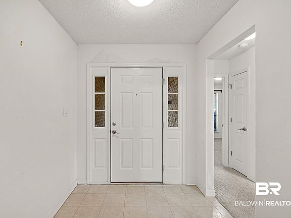 2nd image of 166 Vivian Loop