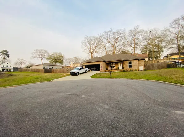 214 Aztec Dr, Enterprise, AL 36330