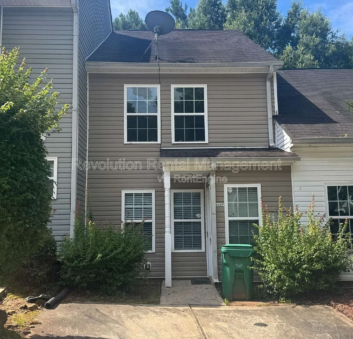 2 bed, 2.0 bath, 1205 sqft, $1,250 — Photo 1