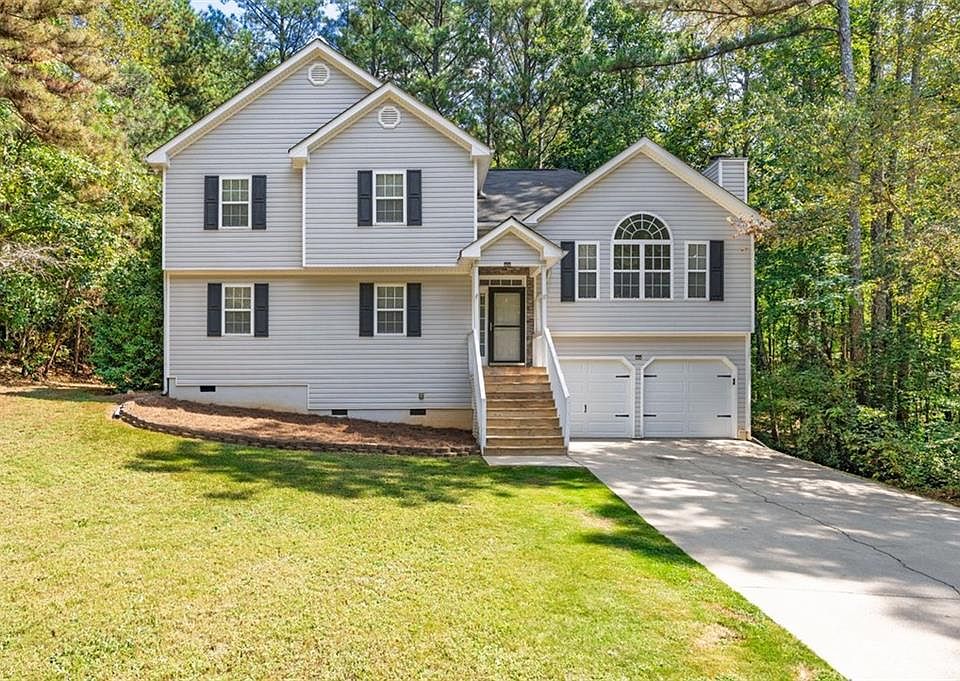 1st image of 121 Greatwood Dr