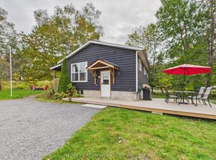 2 Silver St, Huntsville, ON P1H 1M1