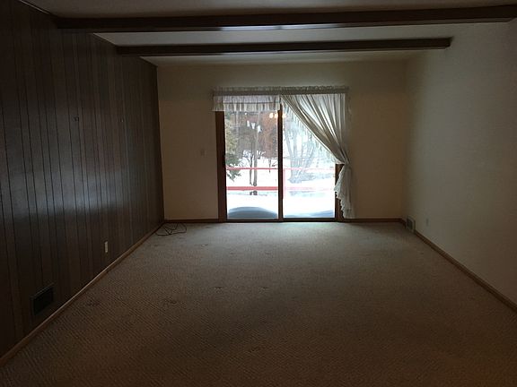 4th image of 614 S Park Ave