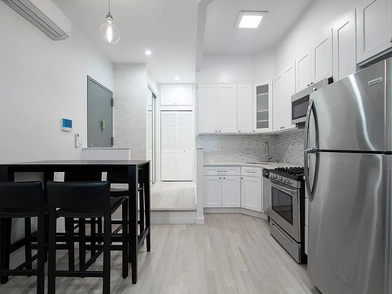 52 Ludlow St #1A — Photo 1