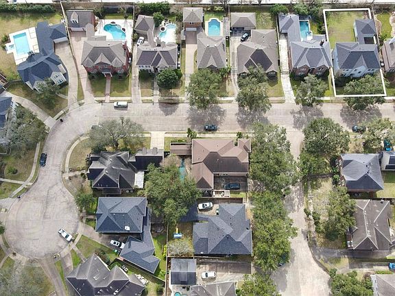 4th image of 5425 Loch Lomond Dr