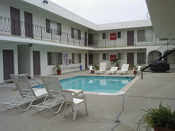 2nd image of 4020 W 134th St #227