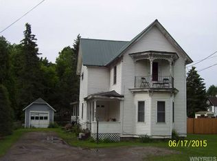 132 Woodward Ave, Springville, NY 14141