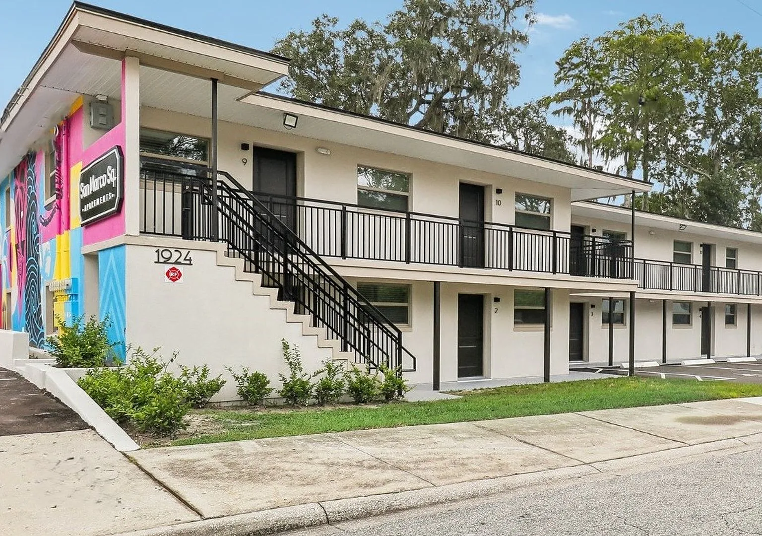 Welcome To San Marco Sq Apartments - Now Offering This 12mo Lease On A 1 Bedroom Apartment In A V... — Photo 2