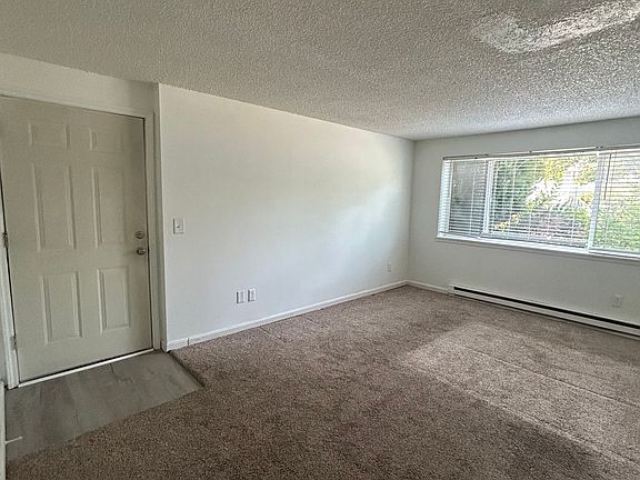 4th image of 5020 N Crestline St APT 2