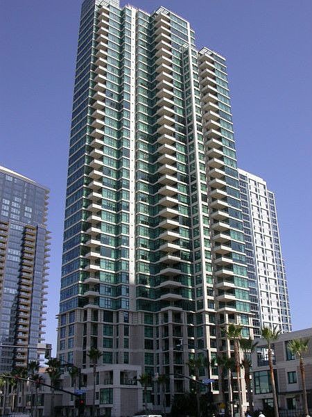 The Grande North