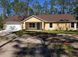 44 N Dolphin Ave, Middleburg, FL 32068
