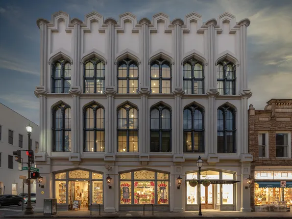 71 Wentworth St #302, Charleston, SC 29401