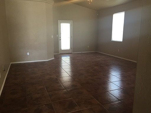 2nd image of 5841 Coyote Flats St