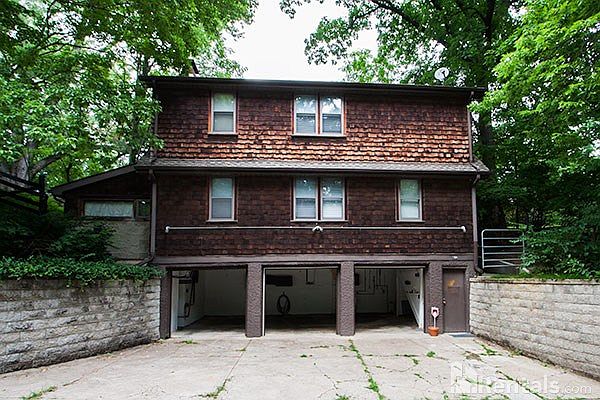 1st image of 184 Caldwell Dr