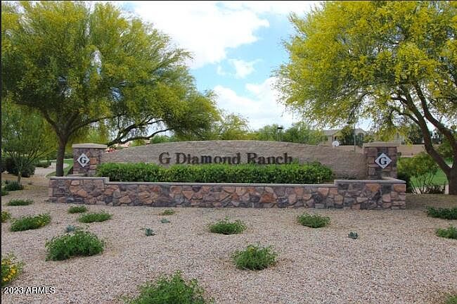 1st image of 1324 E PRICKLY PEAR Drive E