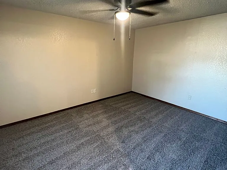 2901 SW 82nd St — Photo 9