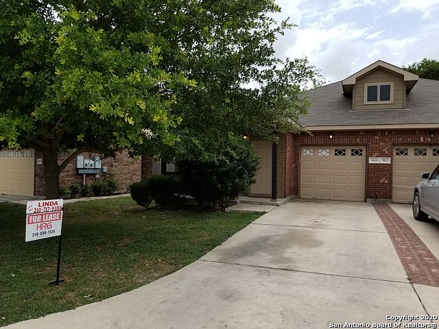 1st image of 909 Brown Rock Dr