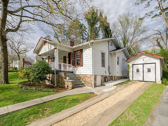 4th image of 1039 Englewood Ave