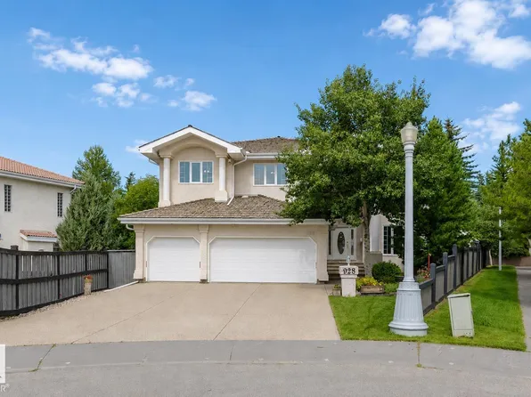 928 Heacock Rd NW, Edmonton, AB T6R 2L9