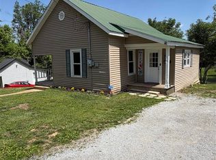 138 Coppock St, Campbellsville, KY 42718
