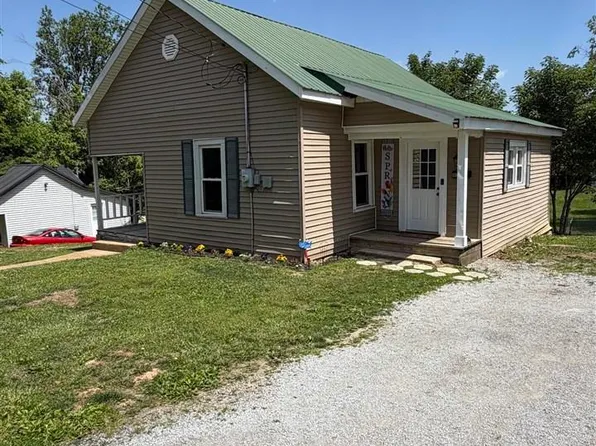 138 Coppock St, Campbellsville, KY 42718