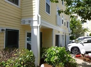 111 Gazebo Cir #111, Reading, MA 01867