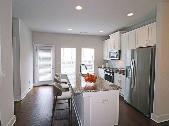 5th image of 2163 Wiggins Walk