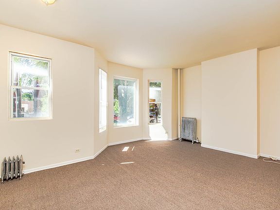 2nd image of 4219 S Ellis Ave #1N