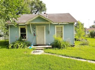 214 Sylvester Rd, Houston, TX 77009