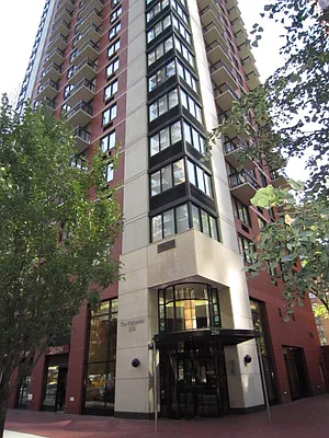 Rented by Sumitomo Real Estate Sales | media 10