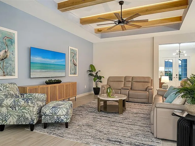 5612 Lightning Whelk Ln — Photo 17