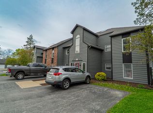 1300 Winding Ridge Ln APT A6, Valparaiso, IN 46383