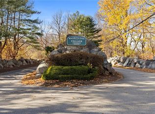 156 Fairway Dr, Coventry, RI 02816