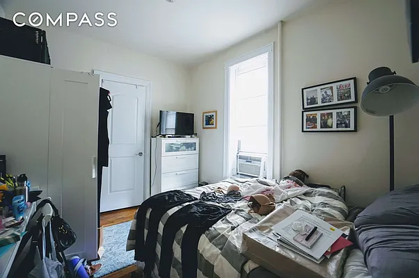 Rented by Compass | media 19