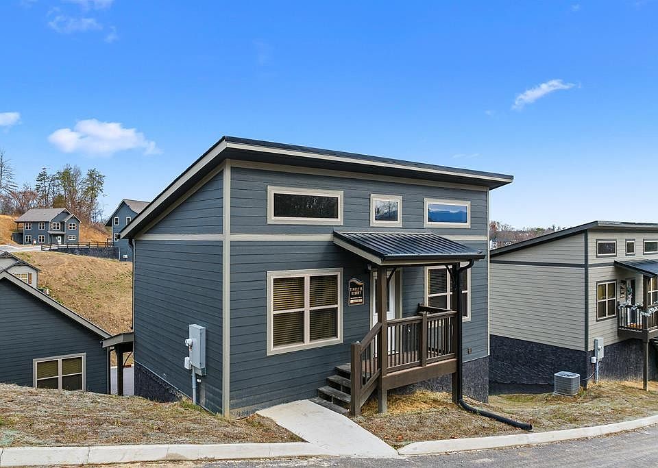 1st image of 1654 Veterans Blvd